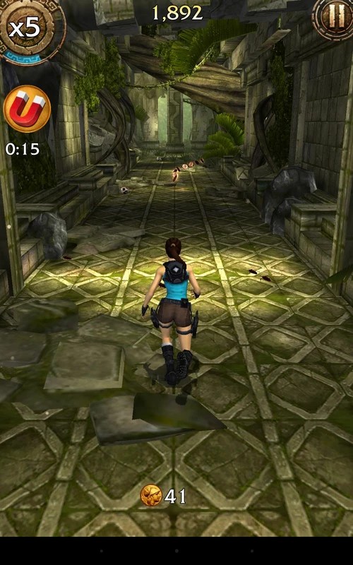 Lara Croft: Relic Run 1.11.7074 APK feature